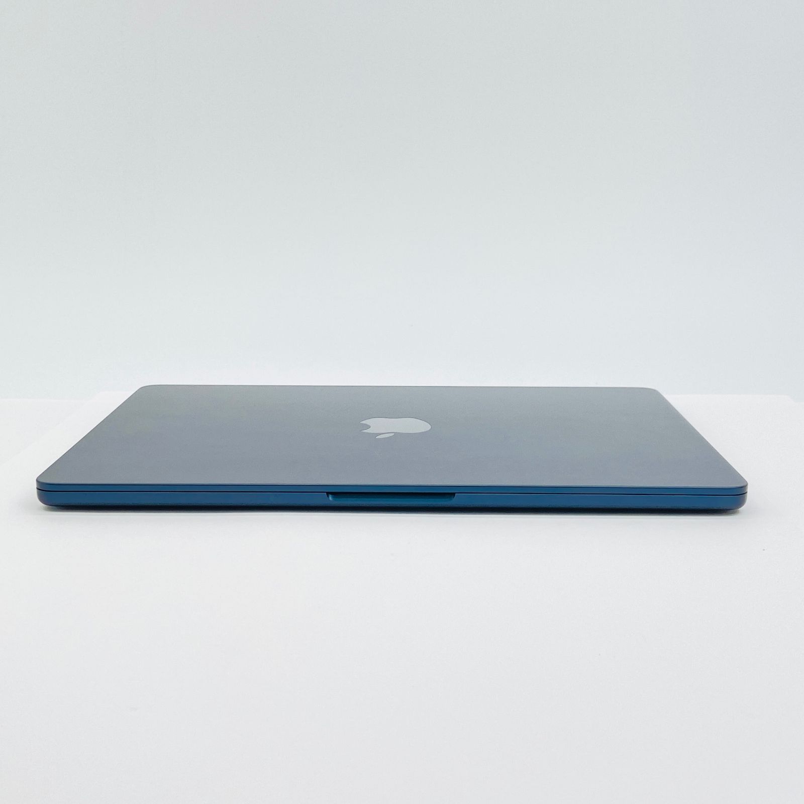 Apple MacBook Air Liquid Retina 13.6インチ (Mid 2022) M2 8コア