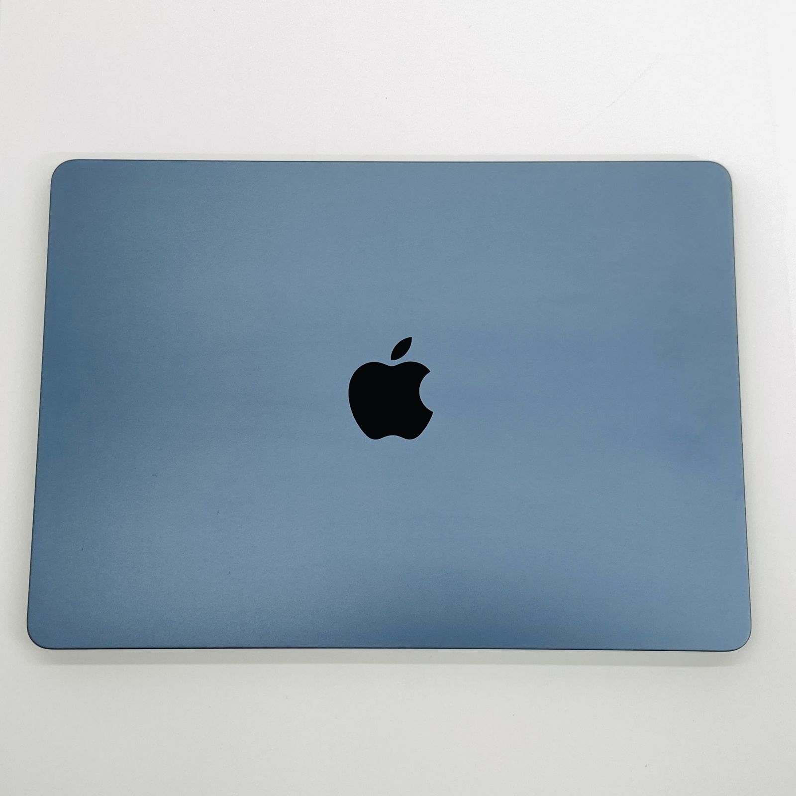 Apple MacBook Air Liquid Retina 13.6インチ (Mid 2022) M2 8コア