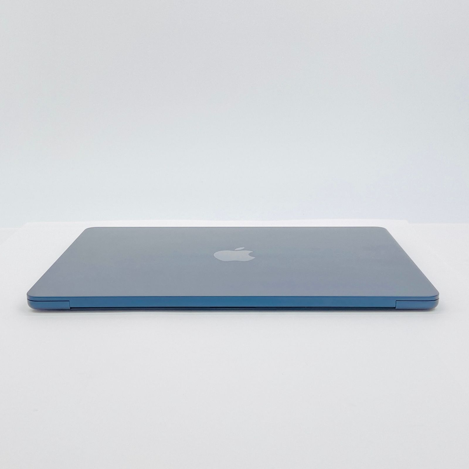 Apple MacBook Air Liquid Retina 13.6インチ (Mid 2022) M2 8コア