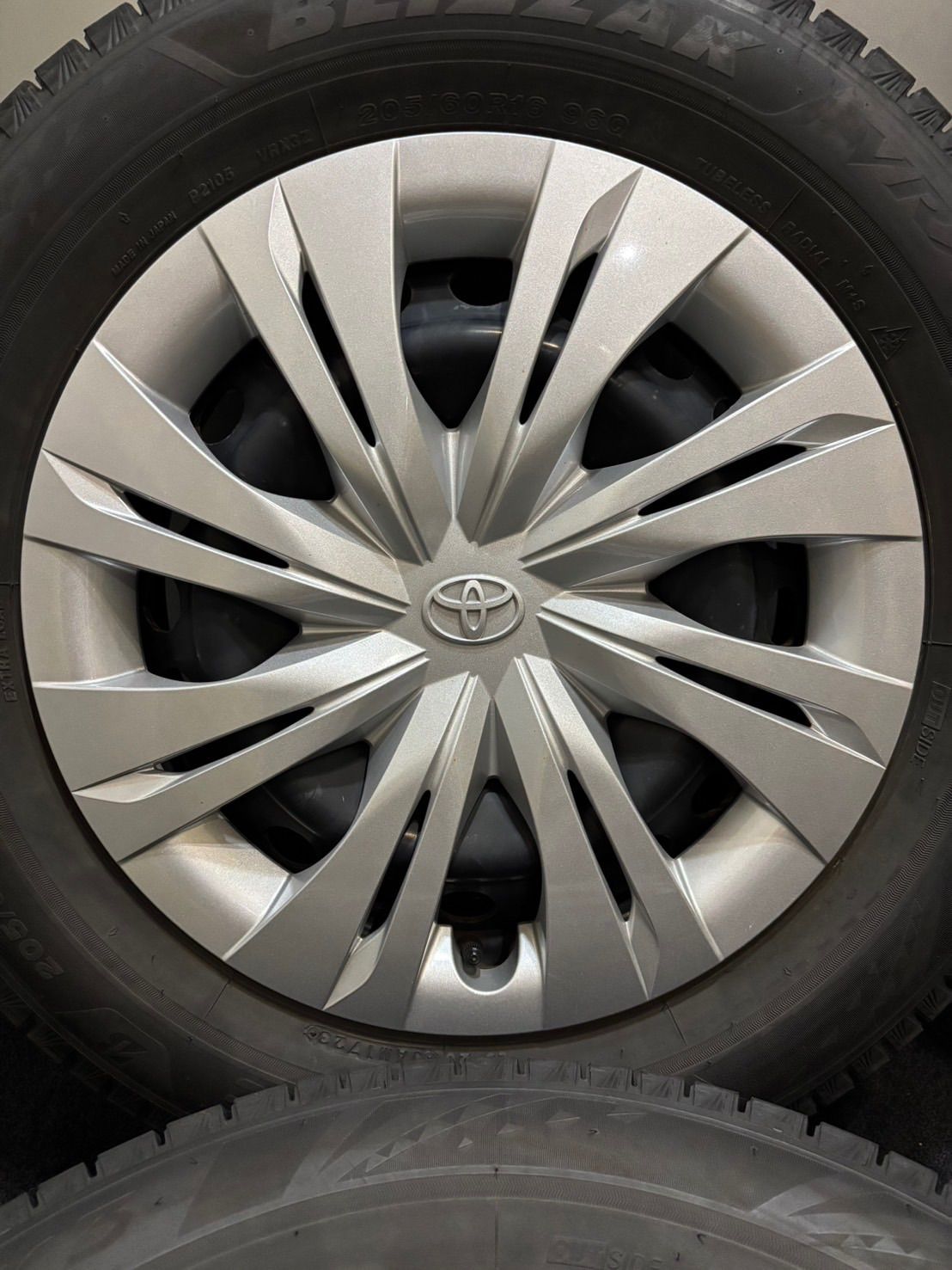 ☆205/60R16 BRIDGESTONE/VRX3 23年製 トヨタ 90系 ノア ヴォクシー