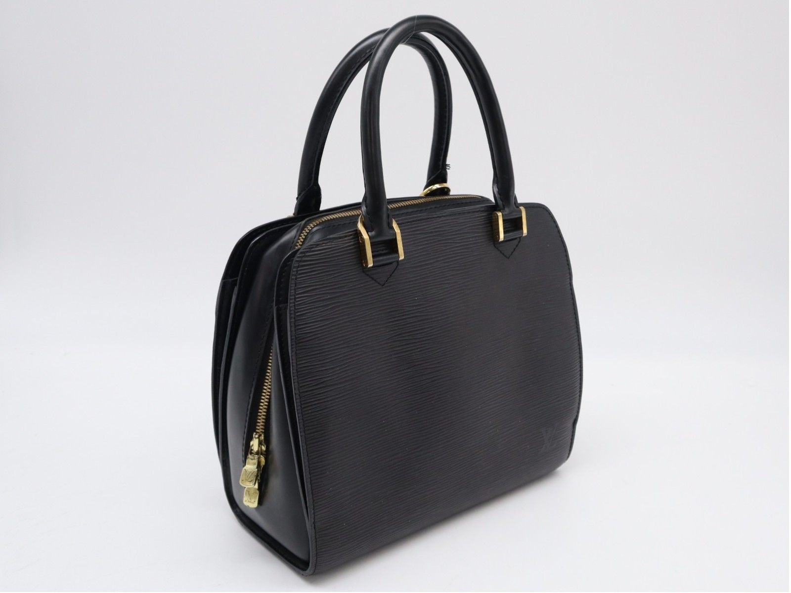 ★3日以内返品可★ LOUIS VUITTON ルイ・ヴィトン ダミエ ポンヌフ M52052 ハンドバッグ ブラック レザー レディース