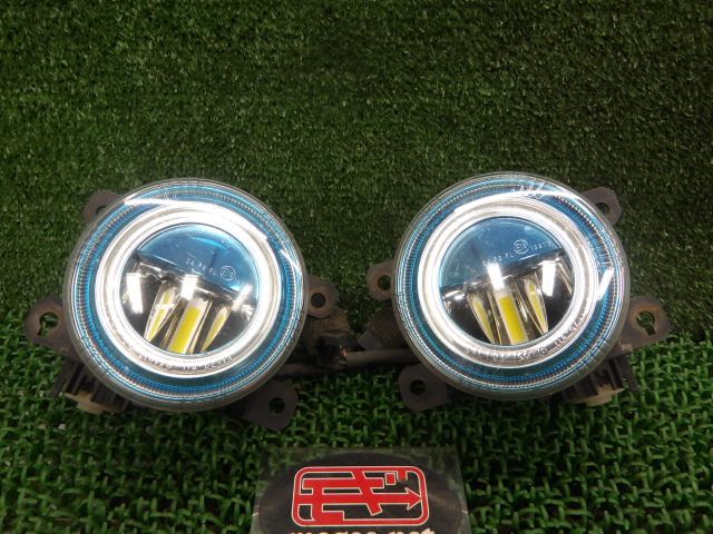 1FU2021 ABN4 ホンダ フィット GK5/GK6 前期型 15X-LPKG OP LEDフォグランプ左右セット　コイト114-62177 14,454円