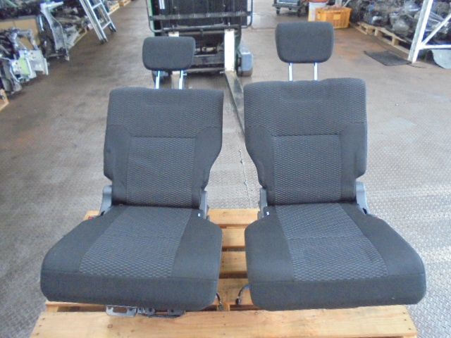 5FU3515 CG3 トヨタ ピクシスメガ LA700A/LA710A L SA3 リアシート左右セット