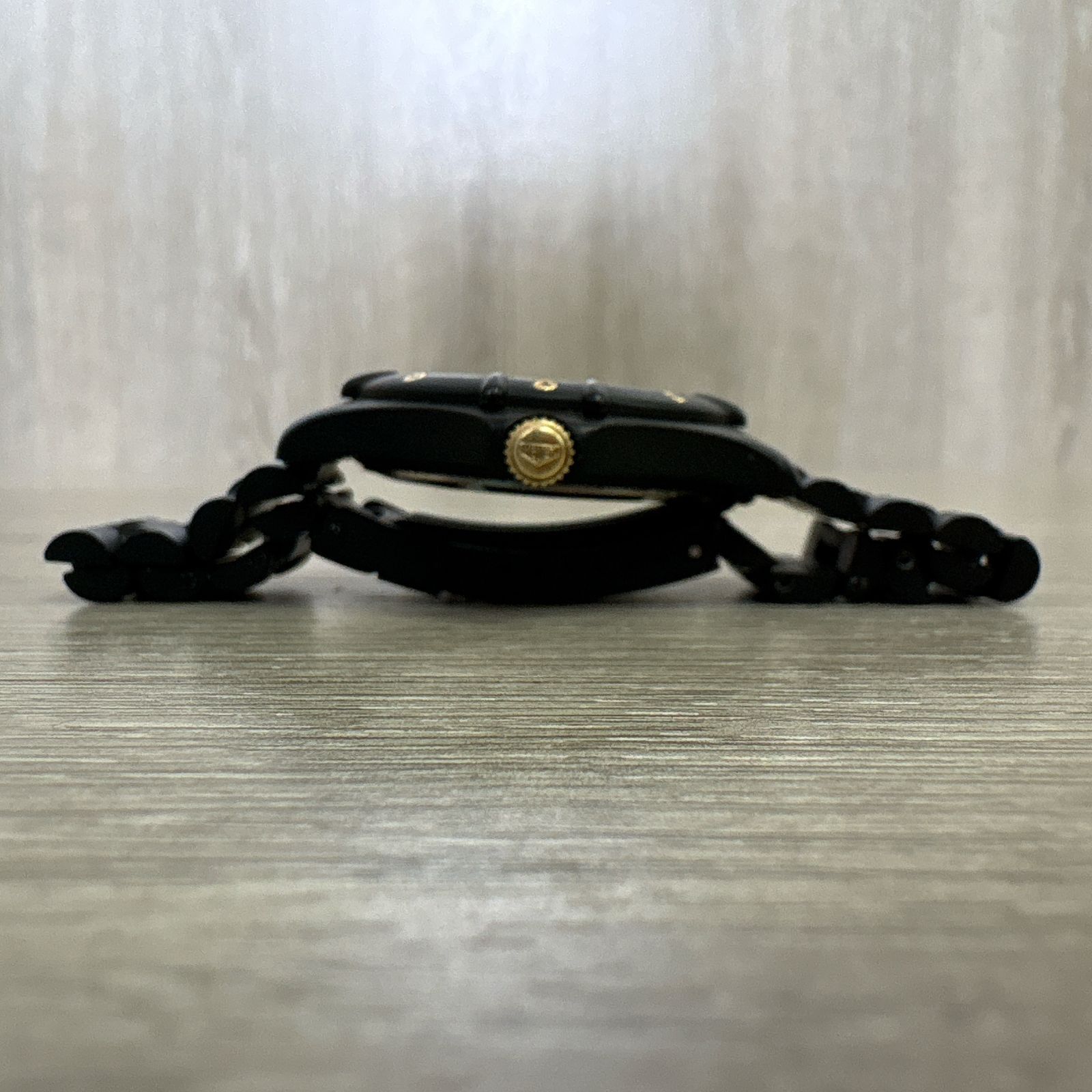 TAG HEUER HEUER 2000 953.006 クォーツ メンズ腕時計 黒 金 200M 旧 