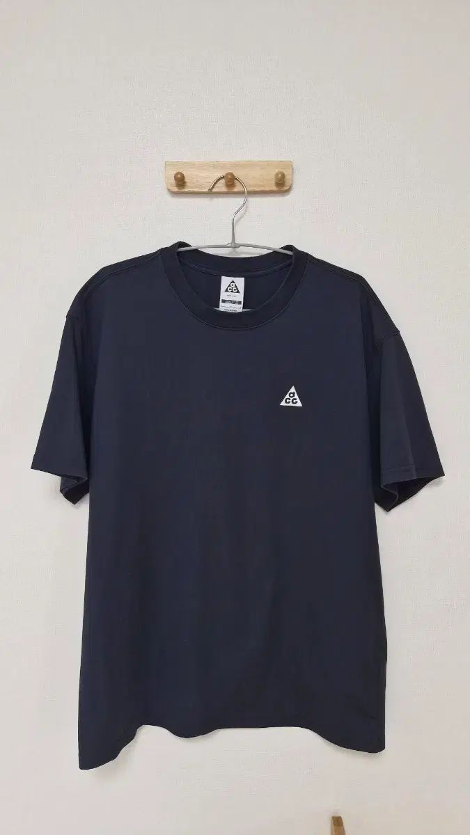 acg黒色 半袖T
