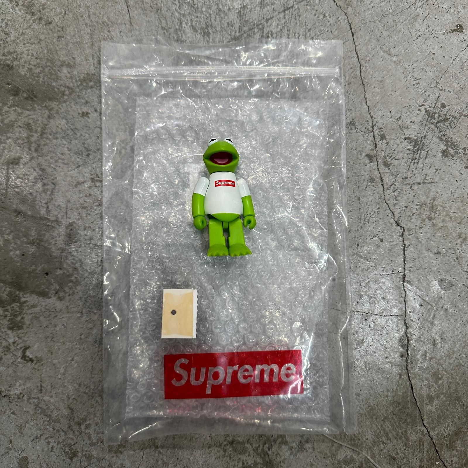 Supreme × MEDICOM TOY Kermit the Frog Kubrick カーミット