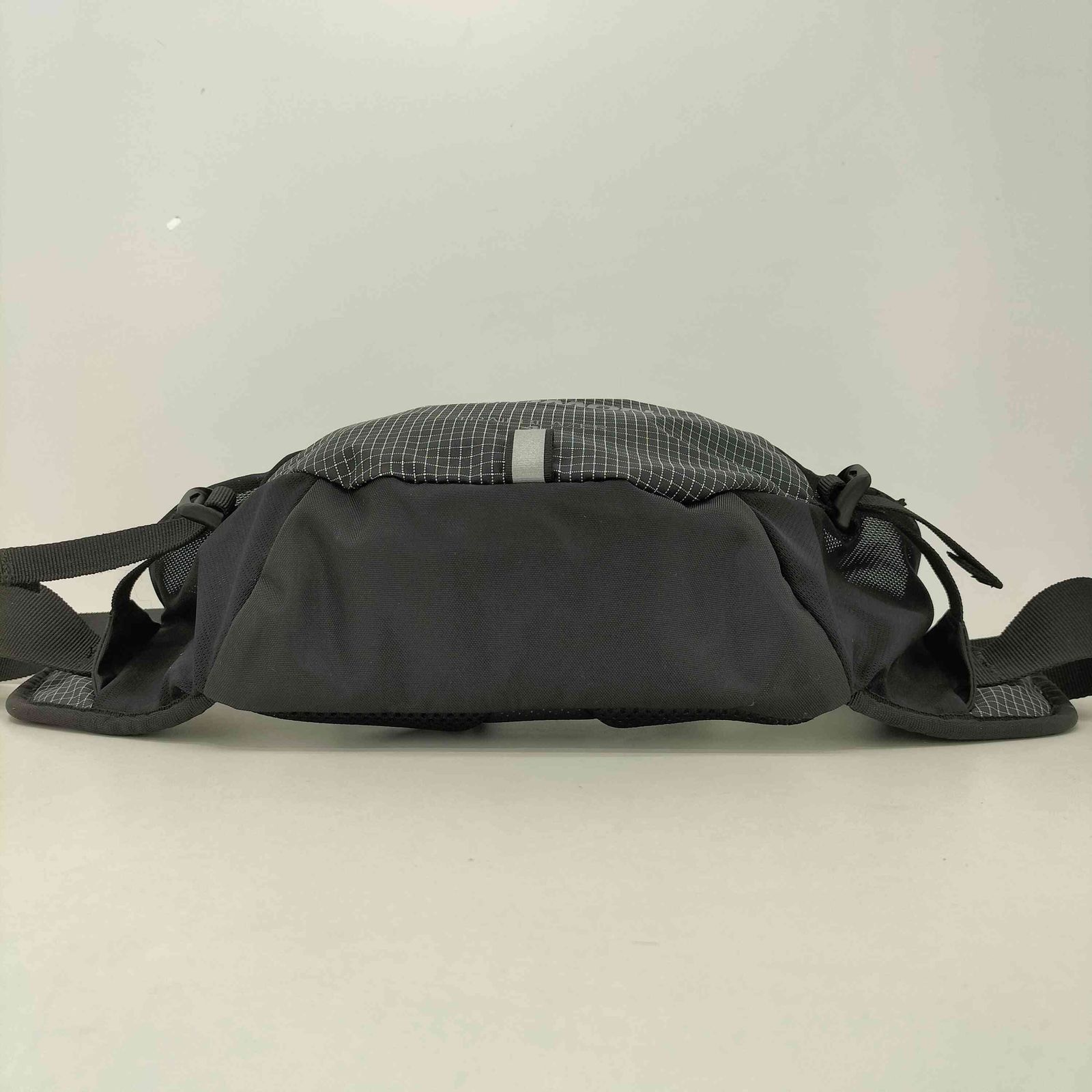 サロモンSALOMON ボディバッグ TRAILBLAZER COMMUTER SALOMON（サロモン） ボディバッグ メンズ レディース TRAILBLAZER