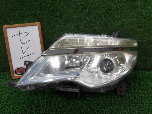 3FV1059 ABE5 日産 セレナ HFC26 後期型 ハイウェイスター S