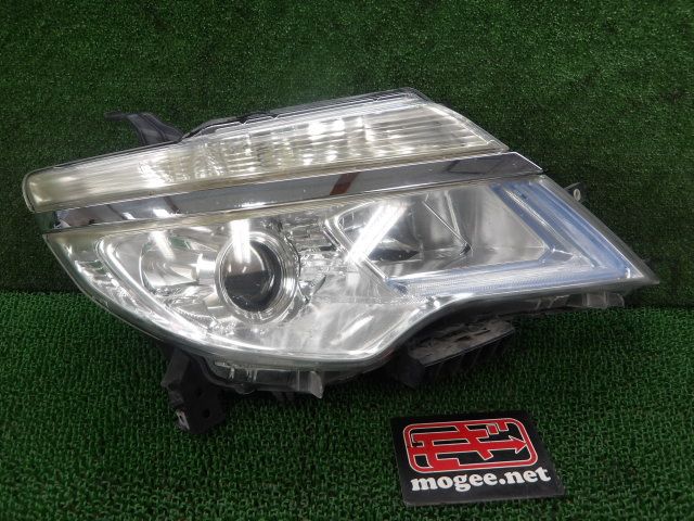 3FV1060 ABF2 日産 セレナ HFC26 後期型 ハイウェイスター S