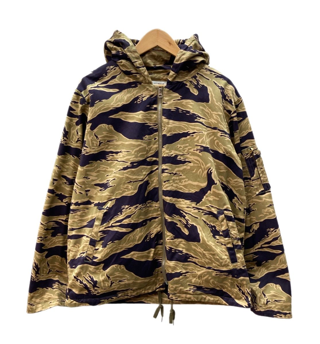 リアルマッコイズ　カモフラジャケット　刺繍 リアルマッコイズ THE REAL McCOY'S TIGER CAMOUFLAGE PARKA タイガー