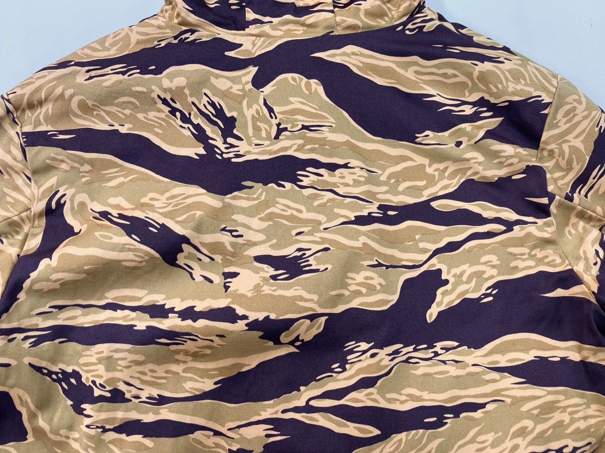 リアルマッコイズ　カモフラジャケット　刺繍 リアルマッコイズ THE REAL McCOY'S TIGER CAMOUFLAGE PARKA タイガー