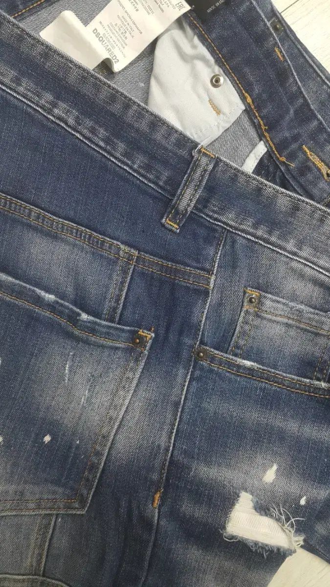DSQUARED2 (イタリア版) ストレッチデニム 32インチ (No 276) ドライ完了