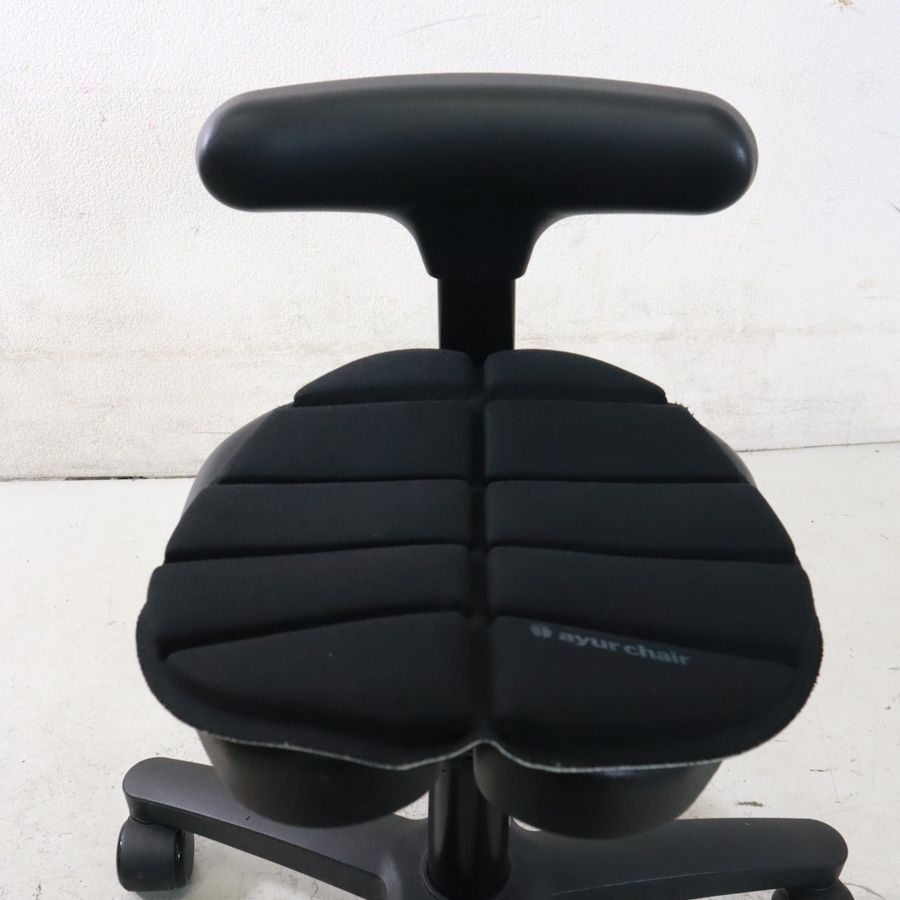 ayur chair アーユル・チェアー オクトパス キャスタータイプ 体圧分散