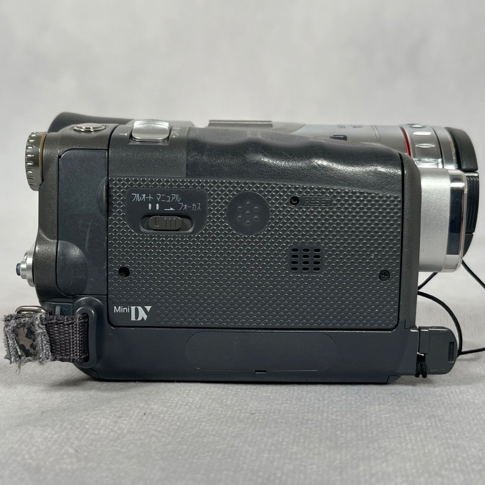 管2605-103】Panasonic パナソニック NV-GS200K ビデオカメラ 光学10倍