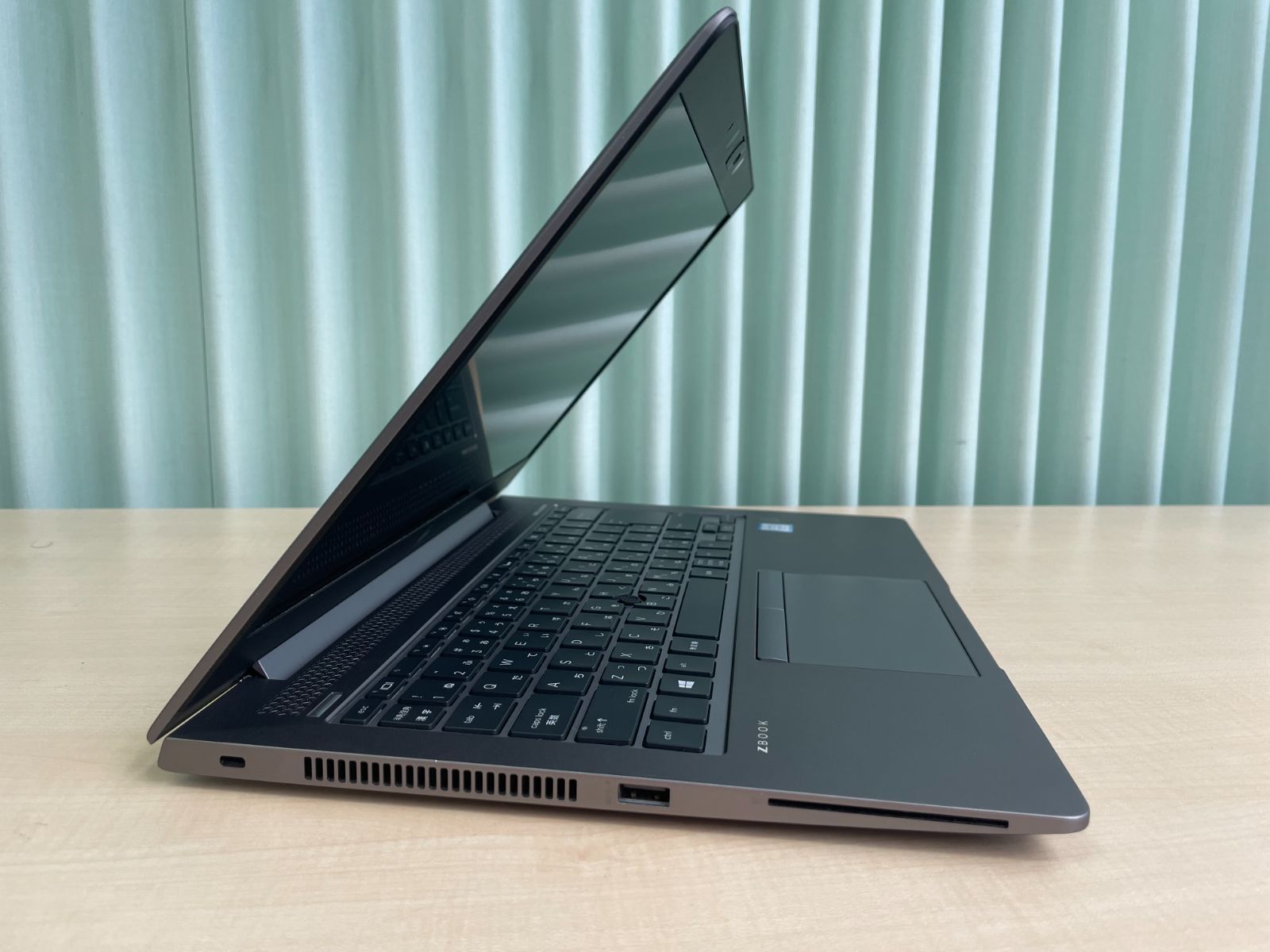 HP ZBook 14u G5 第8世代i5 Win11 SSD256GB - メルカリ