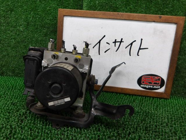 2FU8515 CCN3 ホンダ インサイト ZE2 前期型 LS ABSアクチュエーター　57110-TMB-J530-M1 6,776円