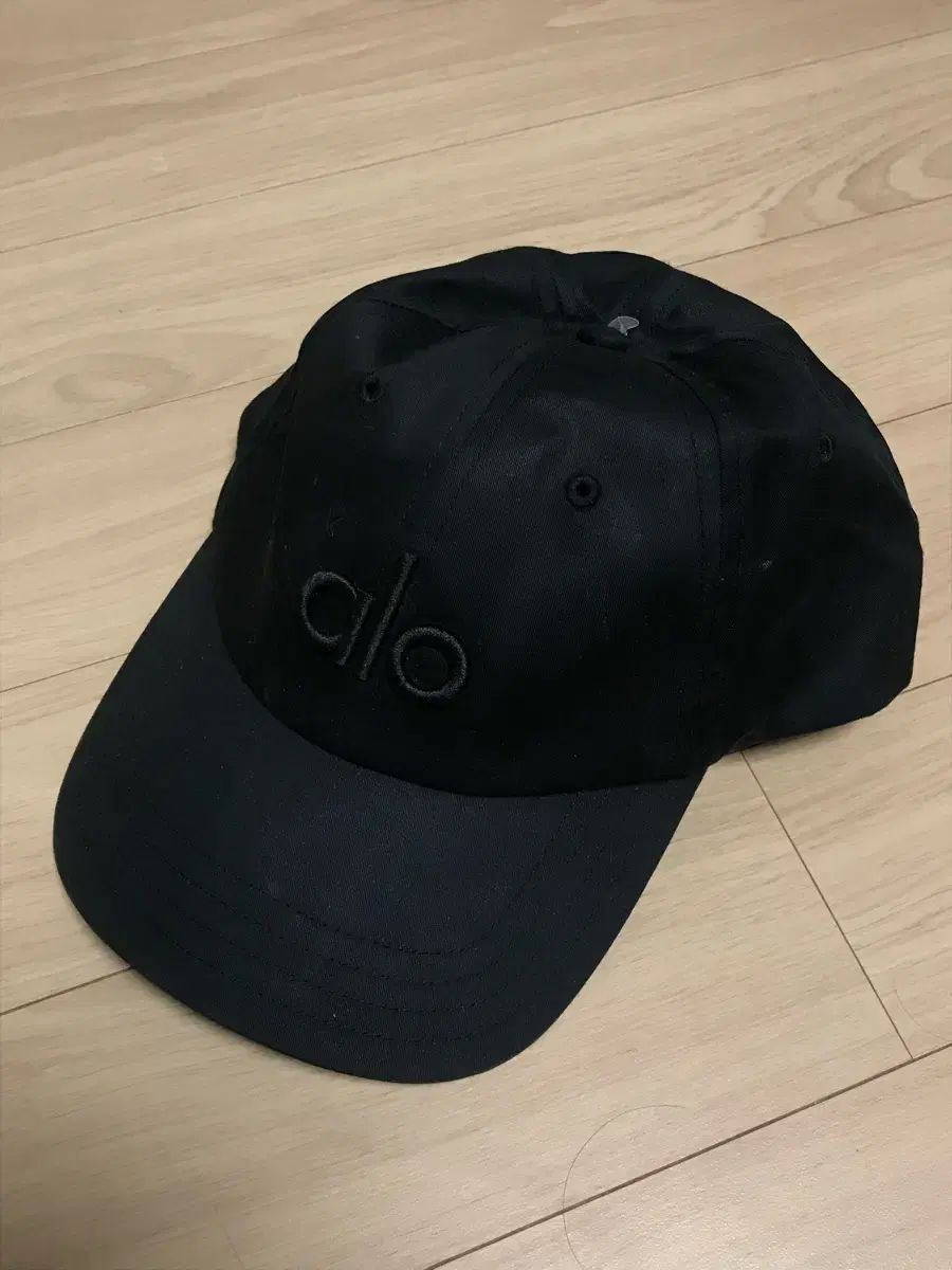 アロ alo ブラック ベースボールキャップ