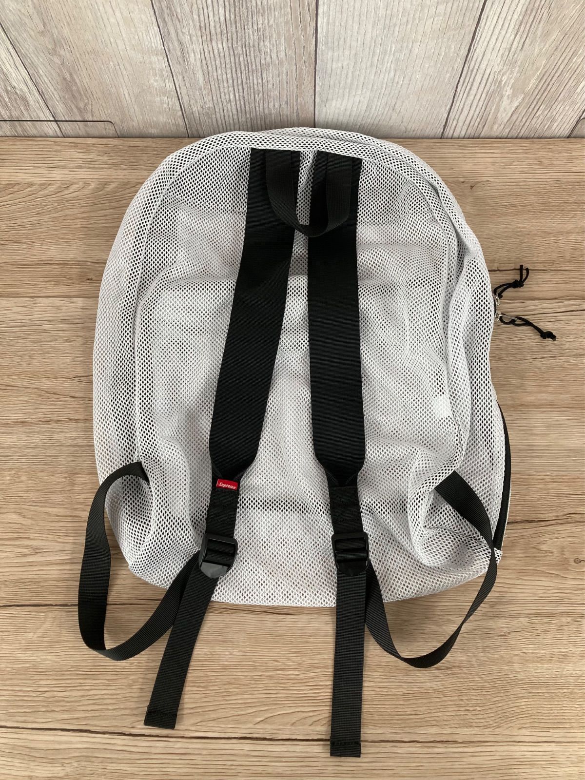 Supreme シュプリーム メッシュ バックパック リュック ホワイト ロゴ