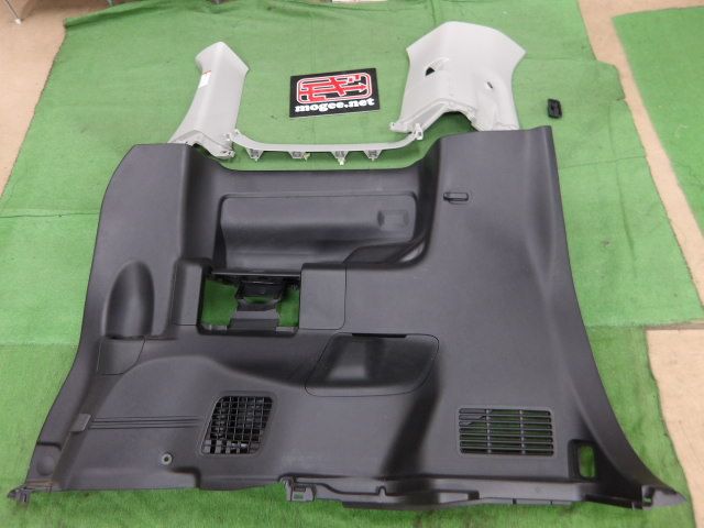 7FV7002 FBA トヨタ ノア ZWR80G 前期型 ハイブリッド リア右クォーターパネルセット