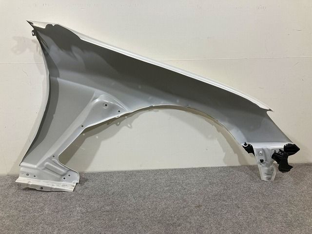 GR86/ハチロク ZN8 純正 左 フロント フェンダー クリスタルホワイト