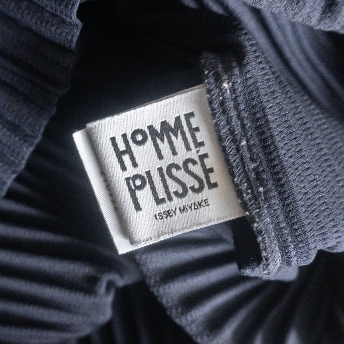 美品】 HOMME PLISSE ISSEY MIYAKE【プリーツ シャツ】3 ネイビー