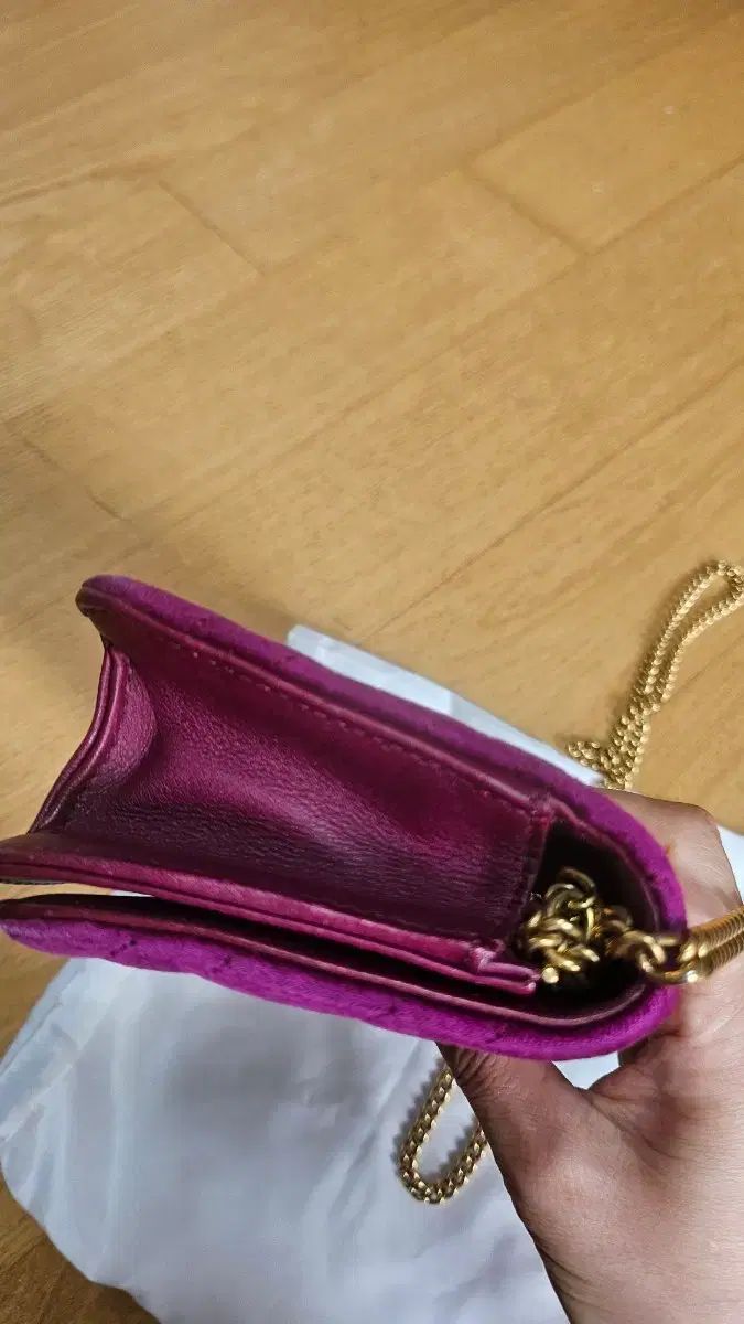 グッチ マーモント ツアーベルベット チェーン 財布 PURPLE パープル