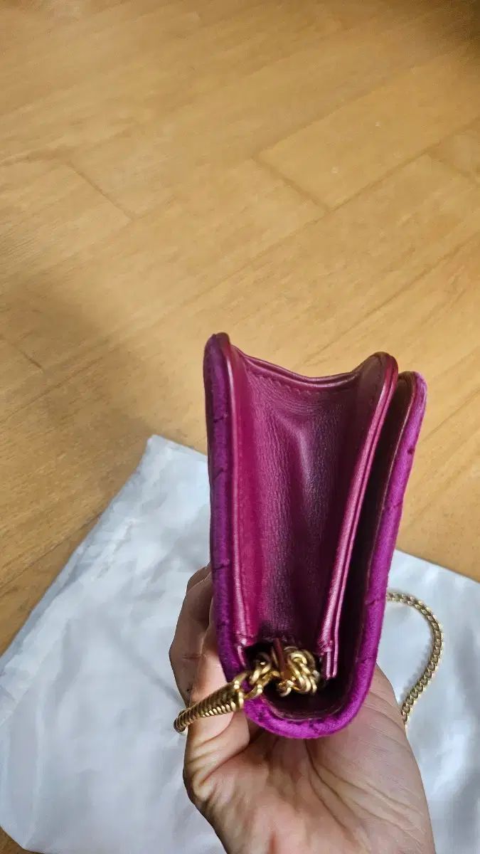 グッチ マーモント ツアーベルベット チェーン 財布 PURPLE パープル