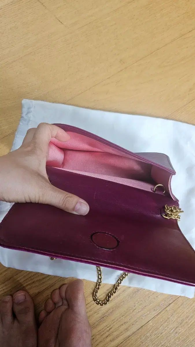 グッチ マーモント ツアーベルベット チェーン 財布 PURPLE パープル