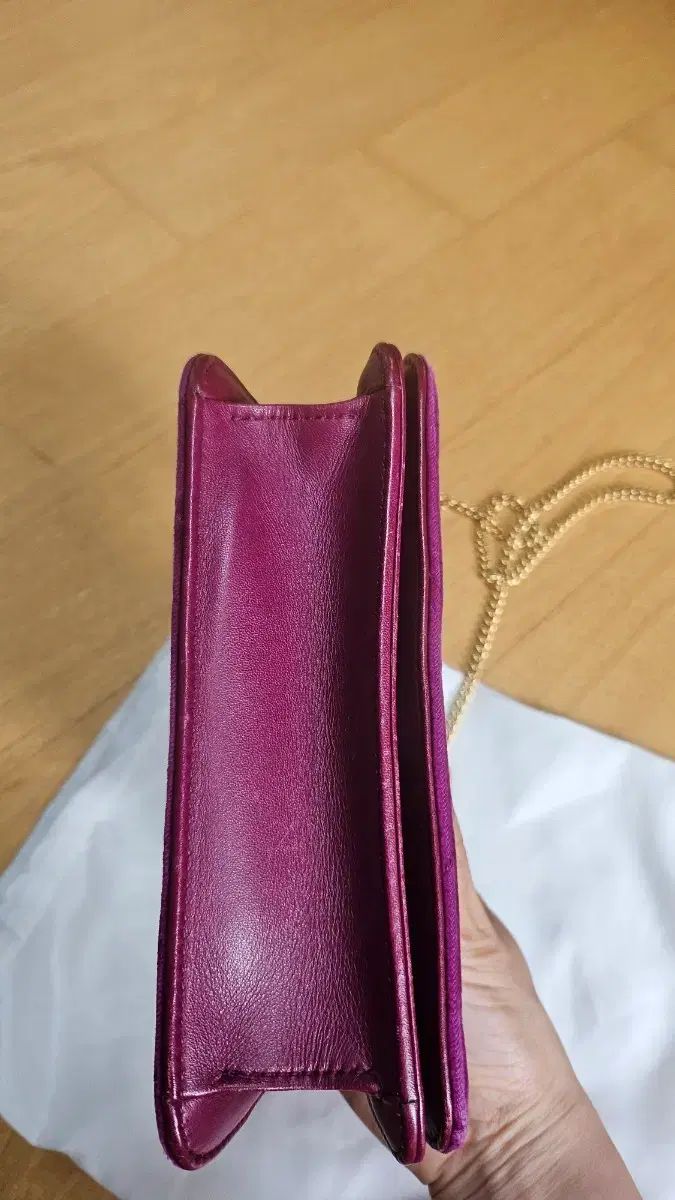 グッチ マーモント ツアーベルベット チェーン 財布 PURPLE パープル