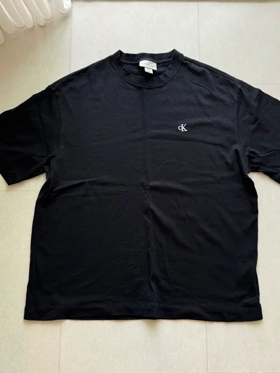 Calvin Klein カルバン・クライン ロゴ リラックスド フィット Tシャツ ブラック M