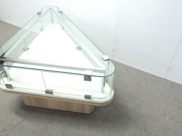 ガラスケース 木目調 　電灯付き