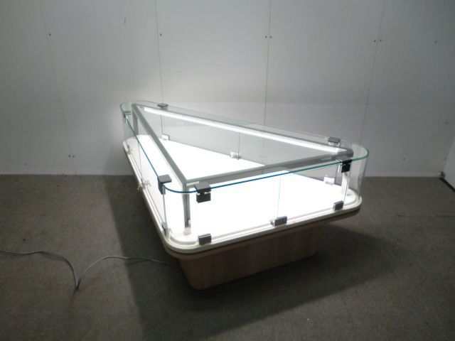ガラスケース 木目調 　電灯付き
