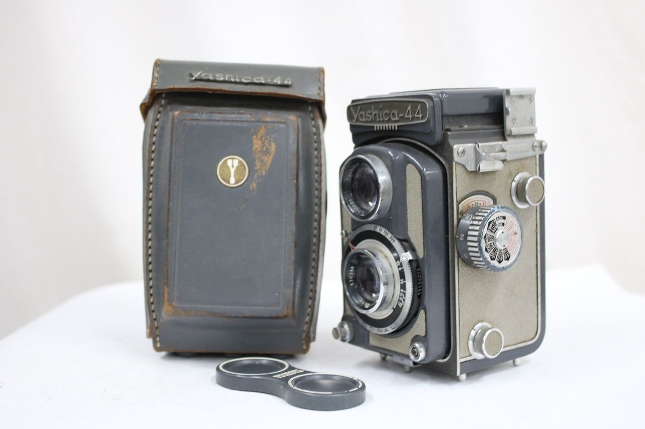 yashica-44 / Yashikor 1:3.5 f=60mm カメラ 中古】 YASHICA Yashica-44 Yashikor 60mm F3.5 ブラウン 茶 希少