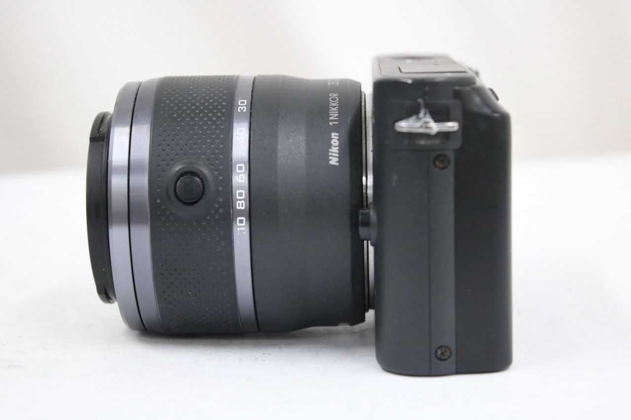 【返品保証】 【シャッター1333回】ニコン Nikon 1 J1 ブラック 1 NIKKOR 30-110mm F3.8-5.6 VR ミラーレス一眼 e12378 【返品保証】 【シャッター1333回】ニコン Nikon 1 J1 ブラック 1 NIKKOR 30-110mm F3.8-5.6 VR ミラーレス一眼 e12378
