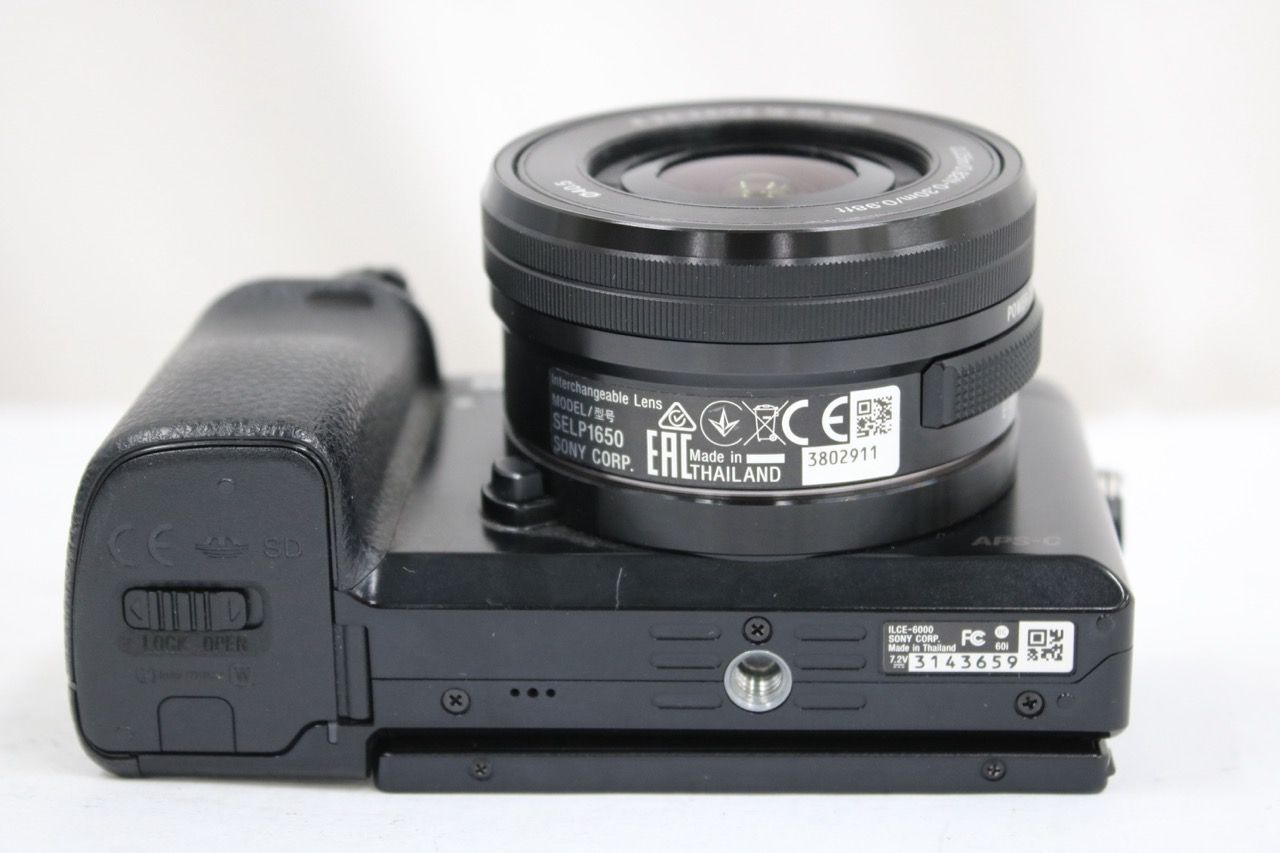 【返品保証】 【シャッター3668回】ソニー Sony α6000 ブラック E 16-50mm F3.5-5.6 OSS ミラーレス一眼 e12379