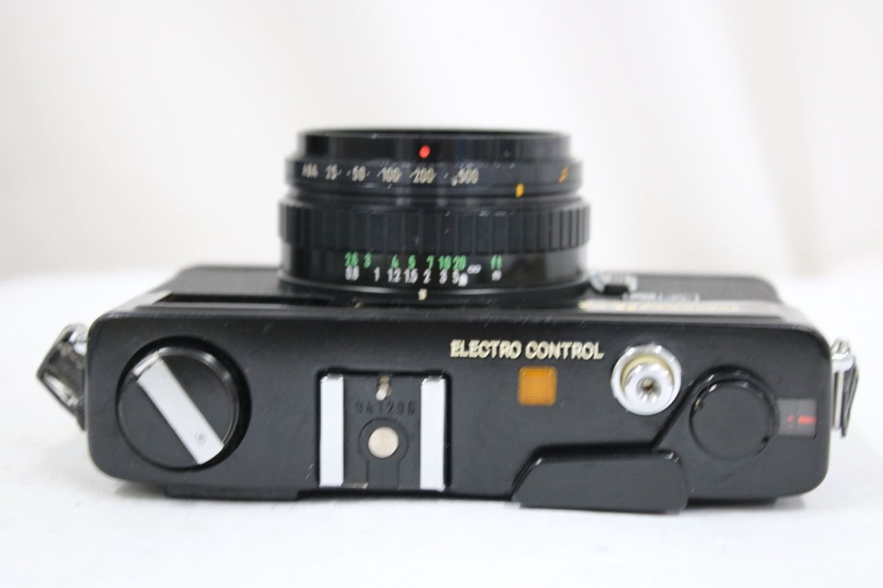 【返品保証】 ミノルタ Minolta HI-MATIC E ELECTRO CONTROL ROKKOR-QF 40mm F1.7 レンジファインダー カメラ e12408
