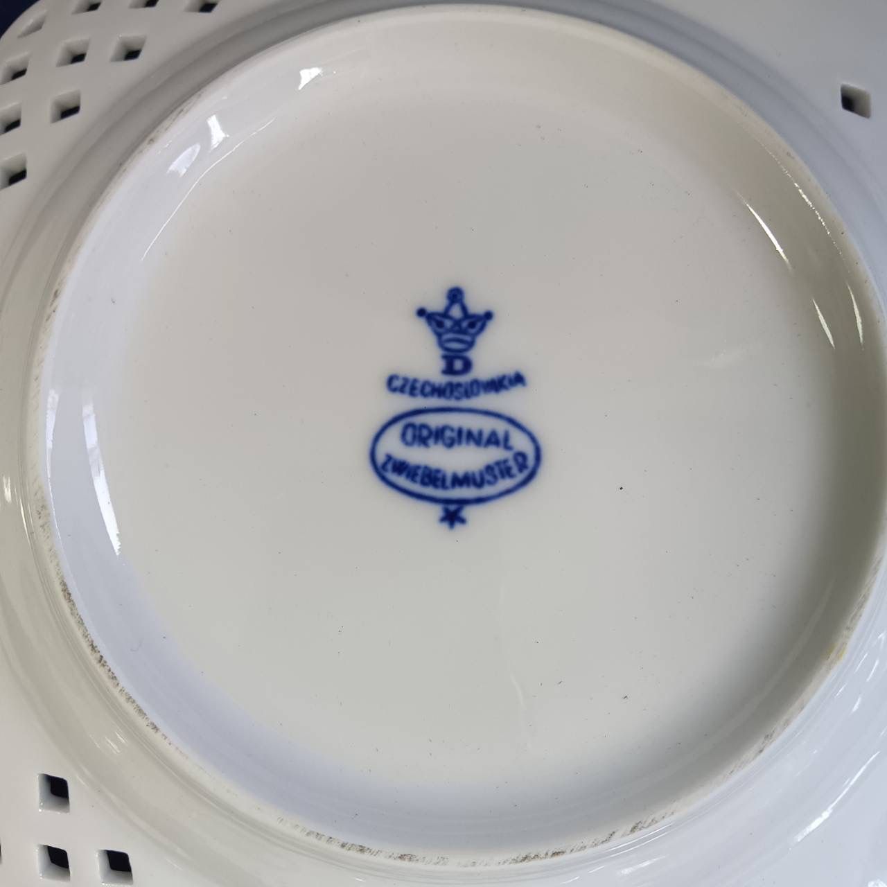ボヘミア Bohemia カールスバード ブルーオニオン チェコ ボヘミア陶器