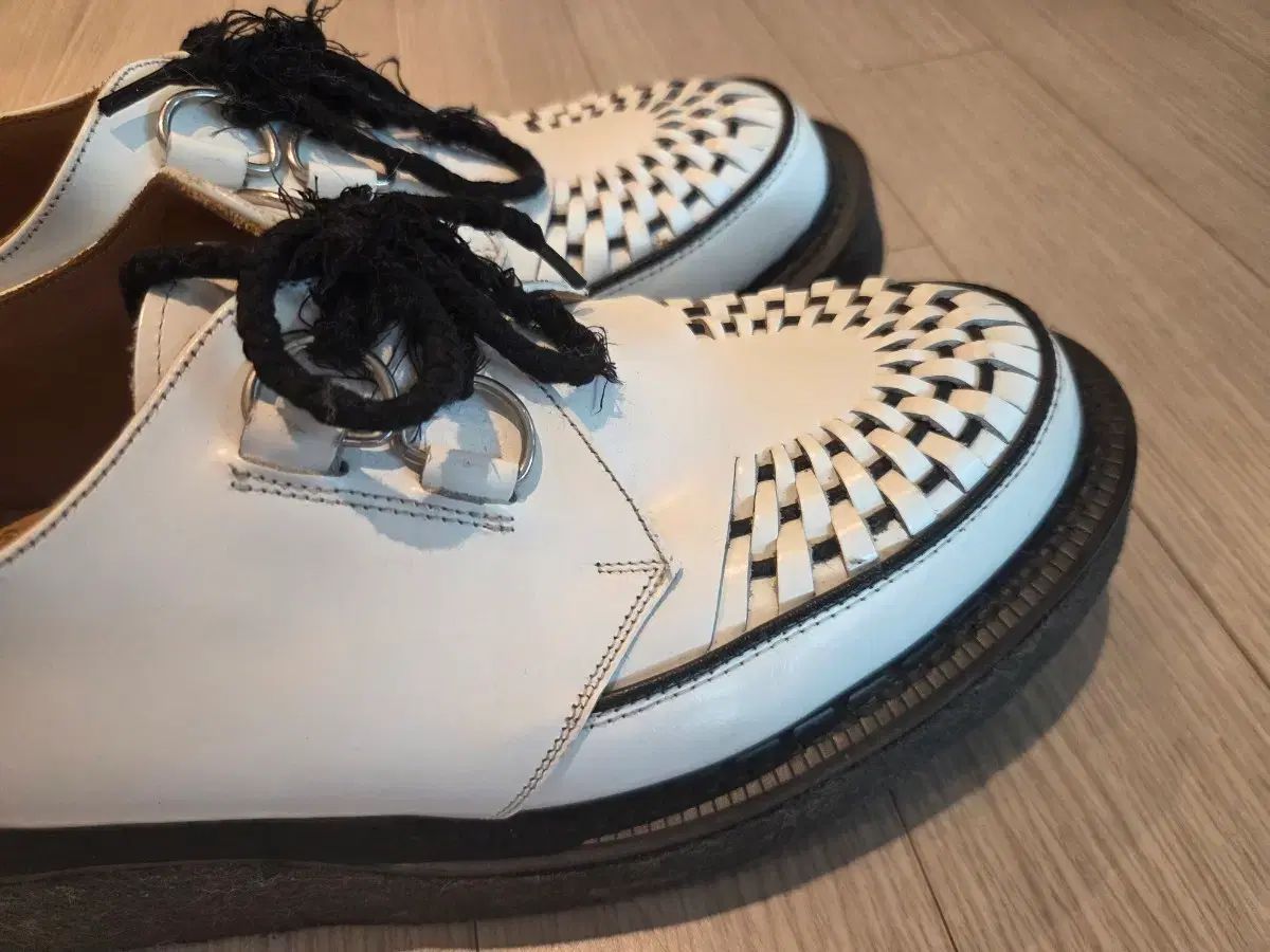 ジョージコックス クリーパー 白 出品