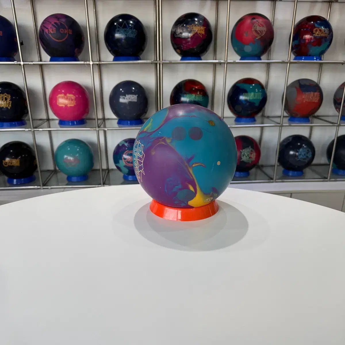 リアリティー X12 (中古ボーリングボール)(おまけ付き リースジコウカノウ) リアリティー X12 (中古ボーリングボール)(おまけ付き リースジコウカノウ)