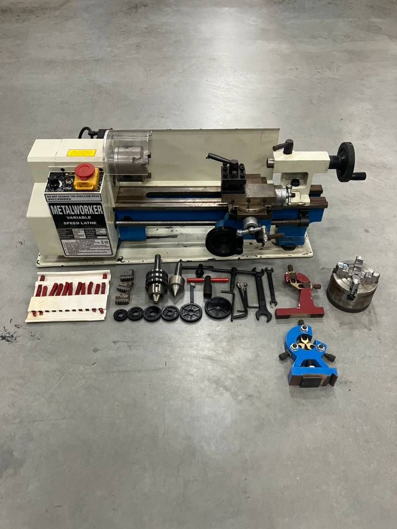 【動作確認済み】卓上金属旋盤 METALWORKER VARIABLE SPEED LATHE 2500RPM 小型旋盤　付属品多数 59,880円