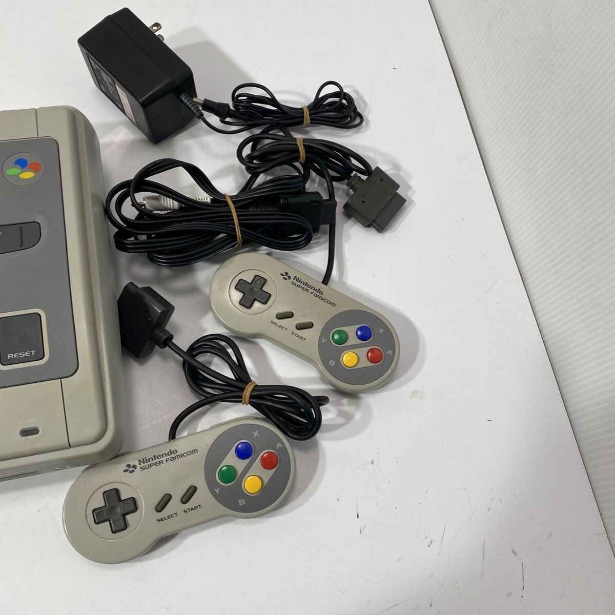 本体コントローラー SHVC-001 スーパーファミコン SFC 任天堂 外箱付 コントローラー2個付 本体[任天堂 スーパーファミコン 後期型 Nintendo Switch