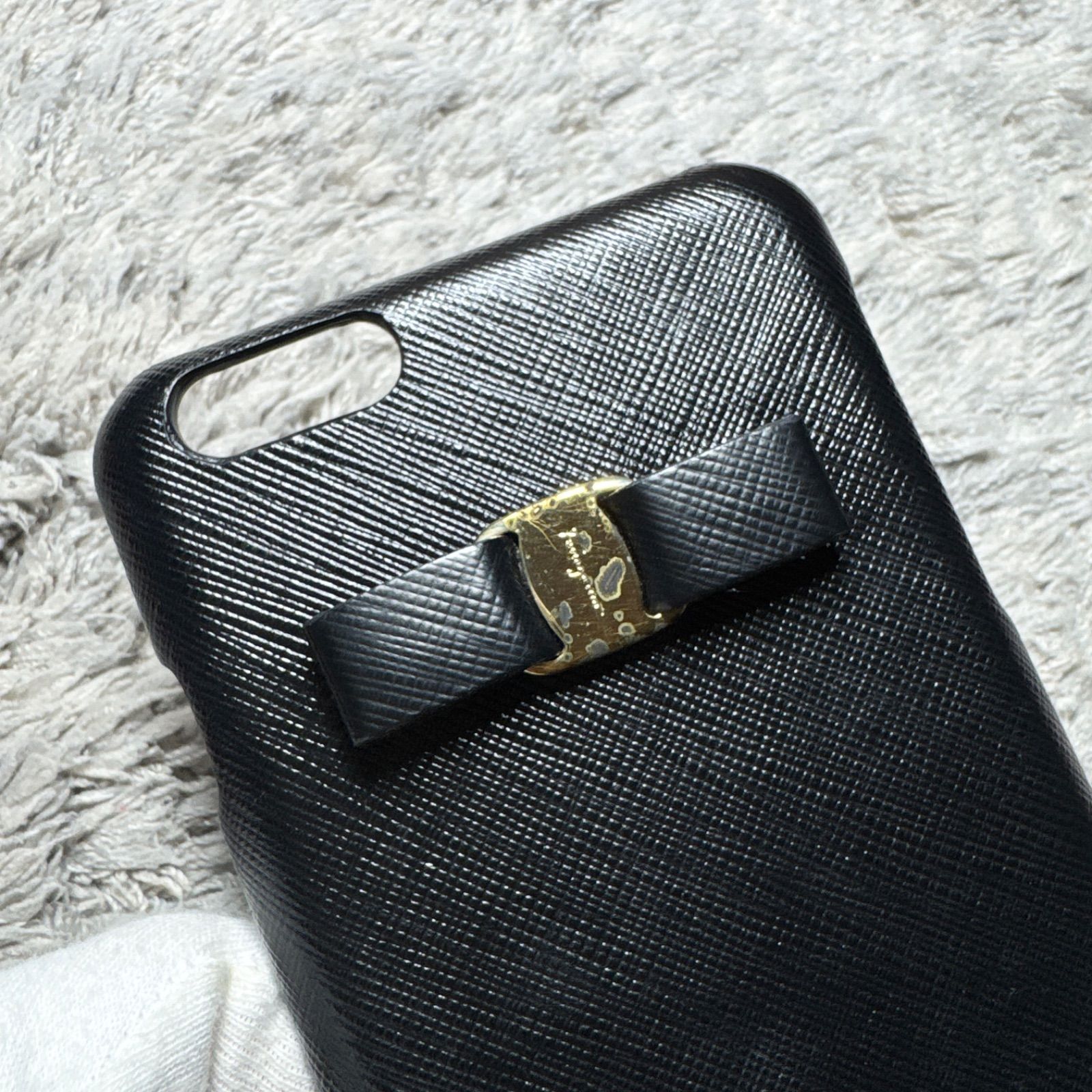 iPhoneケース　フェラガモ フェラガモ iPhoneケース ブラック 箱付 iPhone6/7/8 - メルカリ