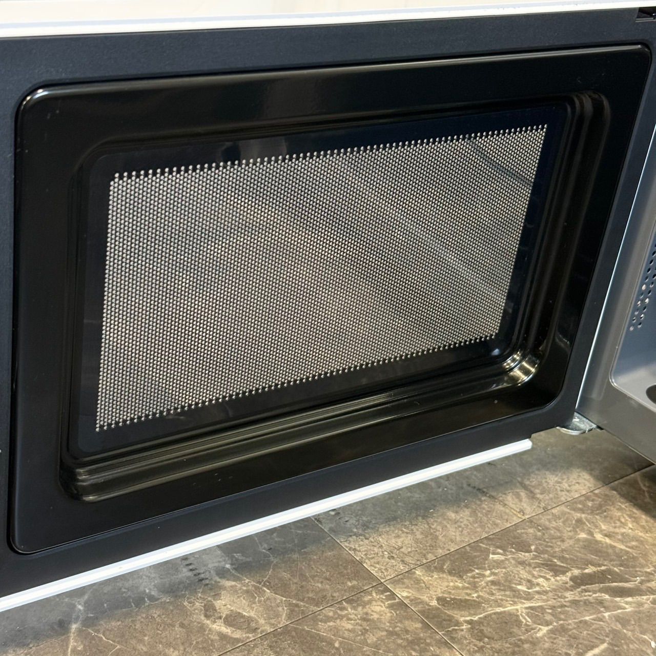 ◇送料込！美品 2024年製 2024年製 TOSHIBA 東芝 電子レンジ ER-M17Y(W