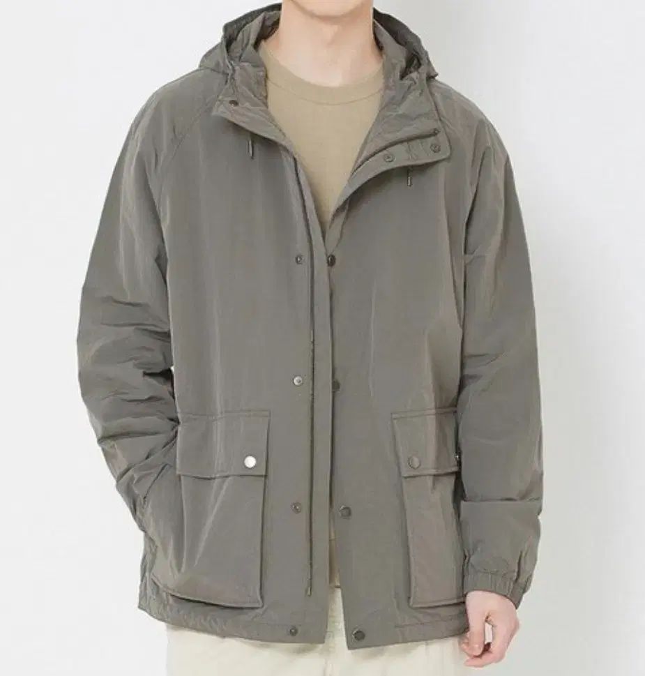 KOLONSPORT ‎Epigram(エピクラム) ウィンドブレーカー カーキ 出品