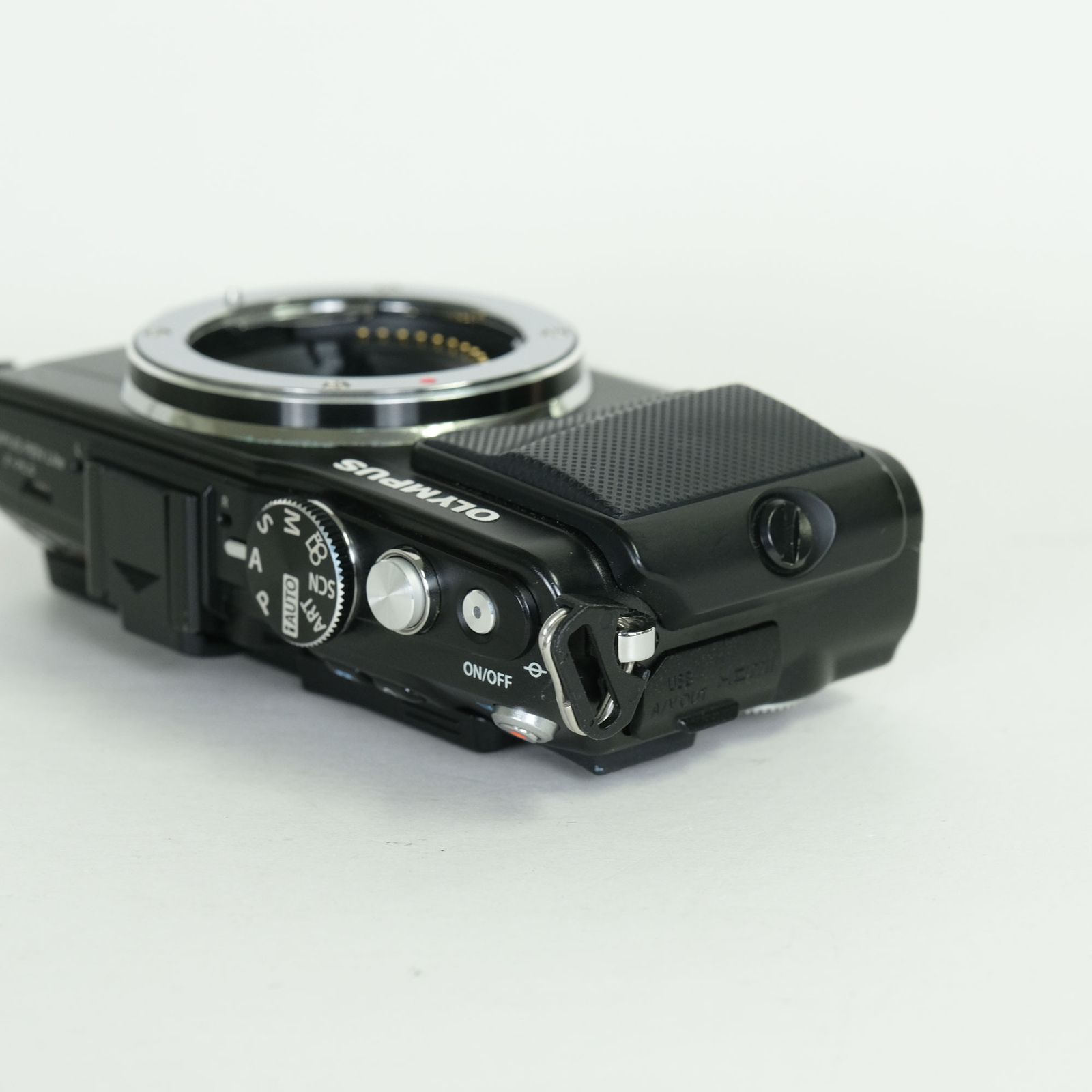 難あり品 | シャッター数2,687回] OLYMPUS PEN Lite E-PL5 ボディ