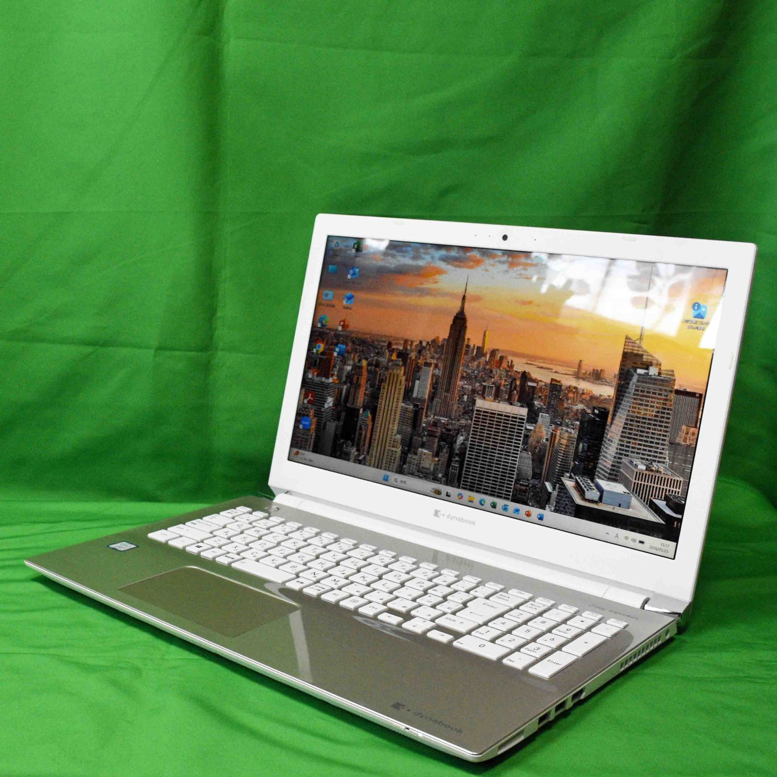 美品 dynabook Core i7 SSD512GB Win11 Office - メルカリ
