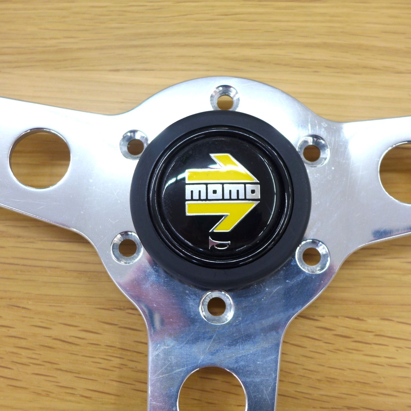中古品 MOMO Super INDY ウッドステアリング 公田店 - メルカリ