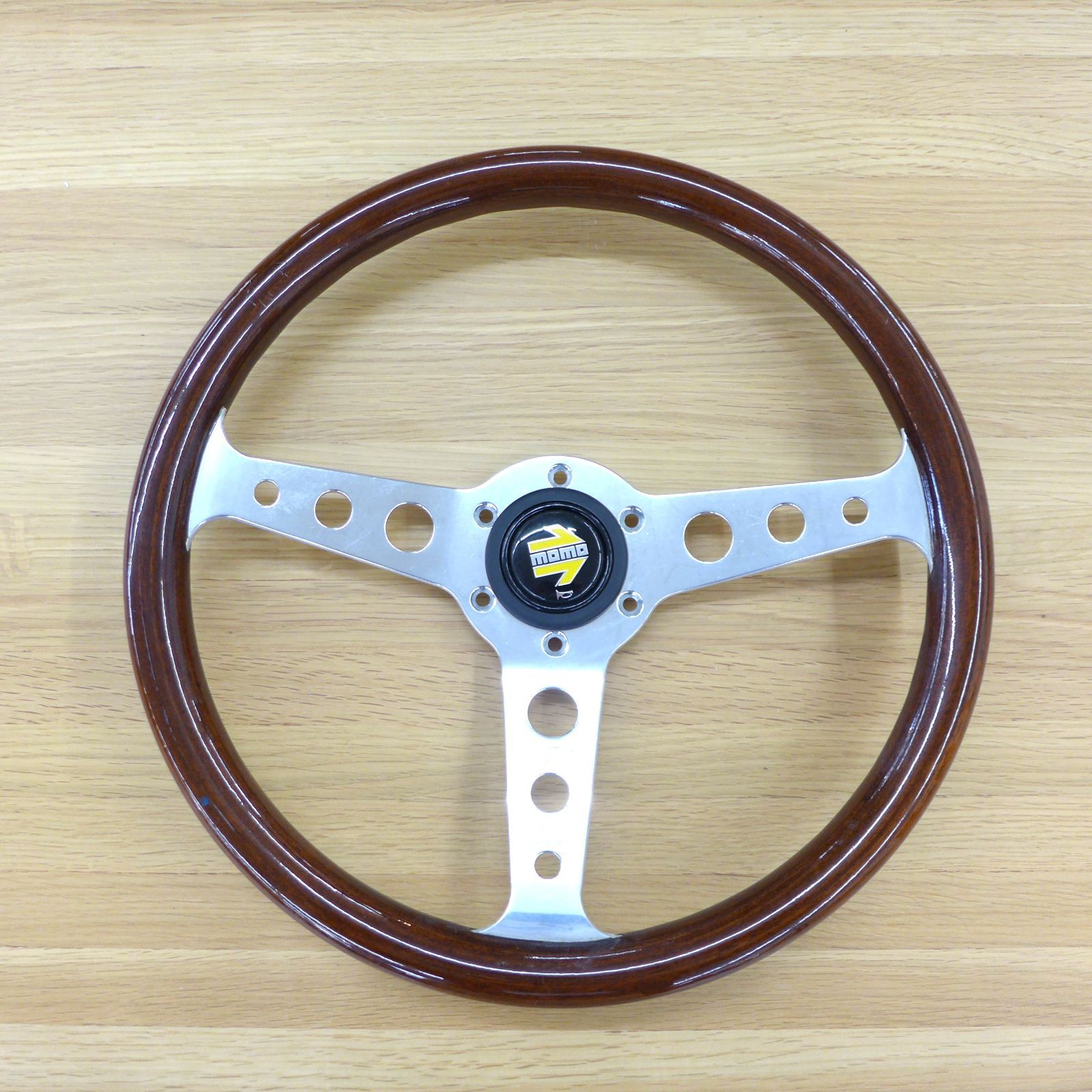 中古品 MOMO Super INDY ウッドステアリング 公田店 - メルカリ