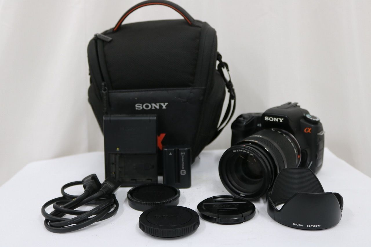 【返品保証】 ソニー Sony a DSLR-A350 DT 18-200mm F3.5-6.3 付属品多数 デジタル一眼 e12662