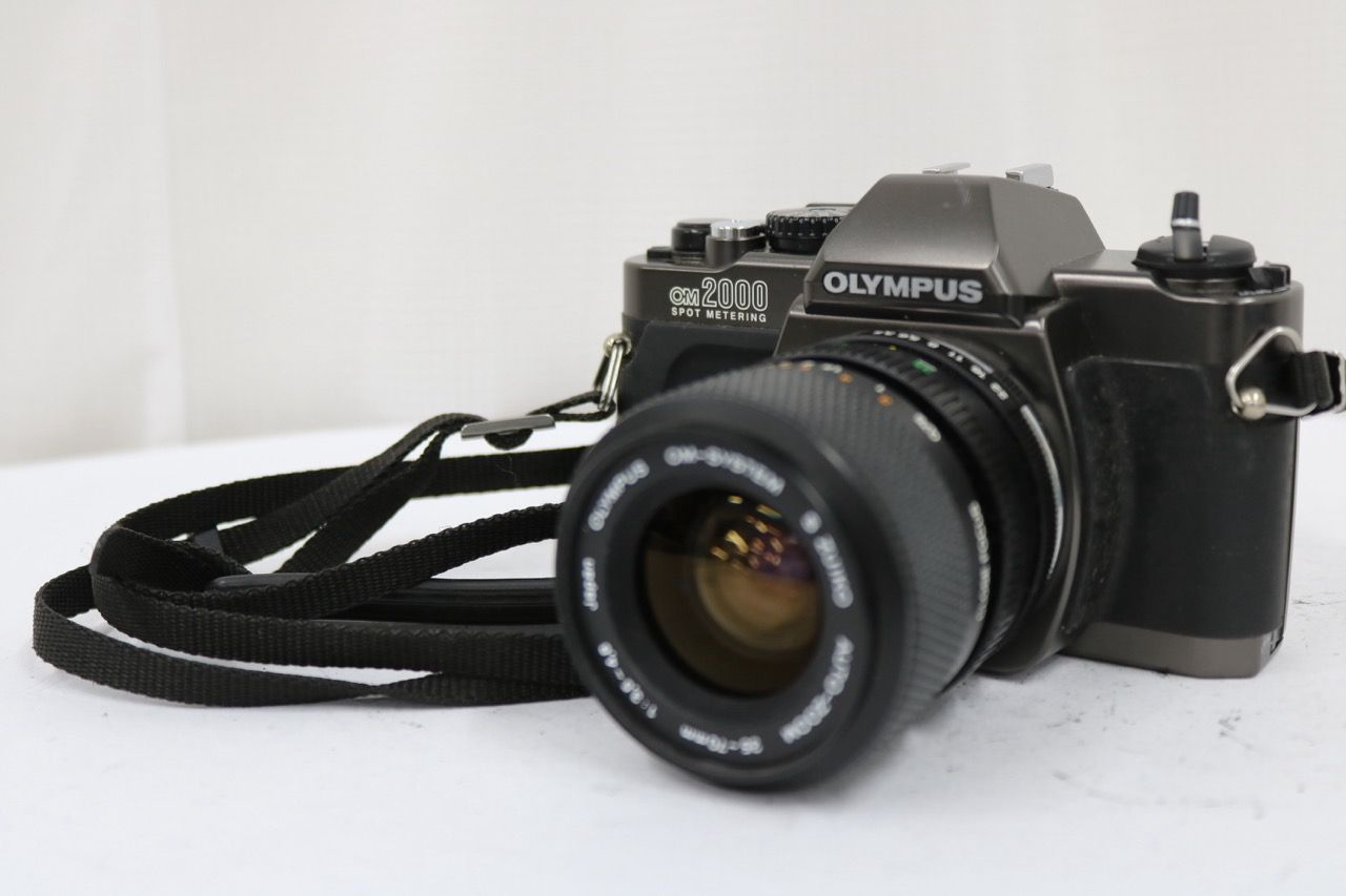 【返品保証】 オリンパス Olympus OM2000 SPOT METERING S ZUIKO AUTO-ZOOM 35-70mm F3.5-4.8 ボディレンズセット e12735